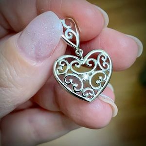 💕Diamond Sterling silver heart pendant